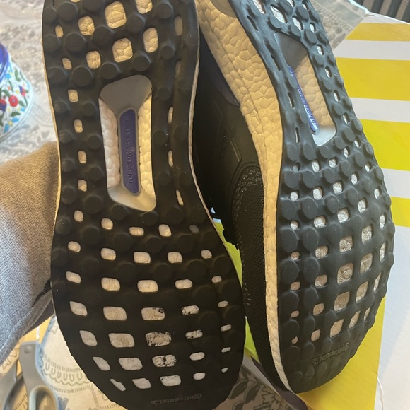 Ultraboost mens sneakers - Picture 5 of 8